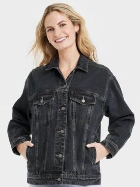 Universal Thread Black Wash 90's Baggy Denim Trucker Jacket